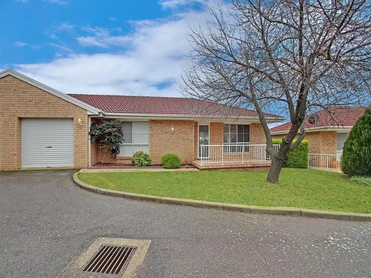 6/114 Gibson Street, Goulburn NSW 2580