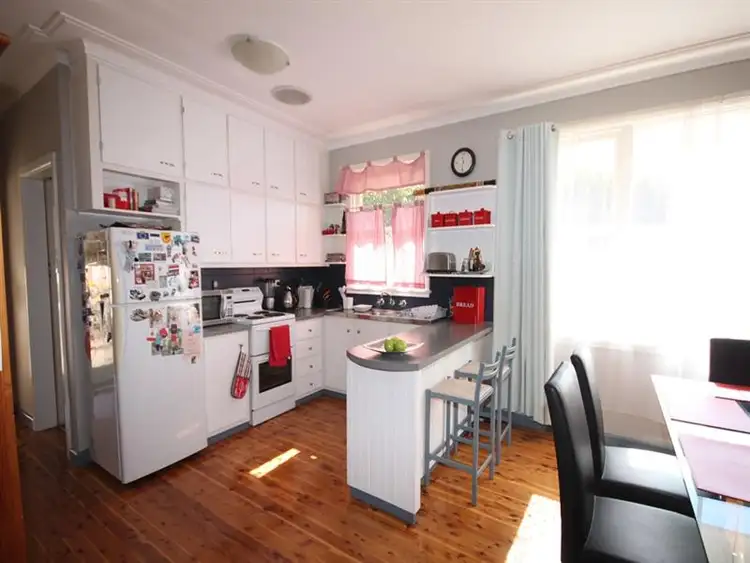 Sixth view of Homely unit listing, 1/17 Diane Street, Tamworth NSW 2340