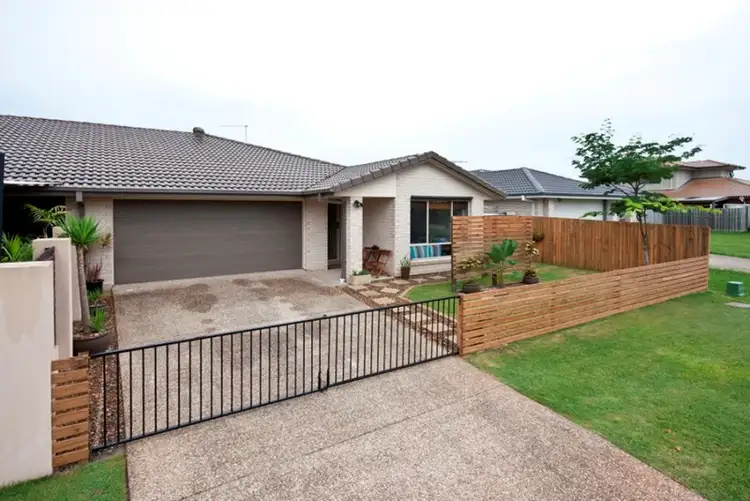 Second view of Homely other listing, 2/5 Bodacious Terrace, Pimpama QLD 4209