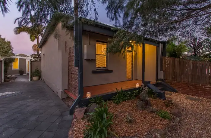 5 Bourke Street, Adamstown NSW 2289