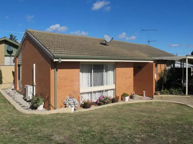 19 Shilcock Street, Hamilton VIC 3300