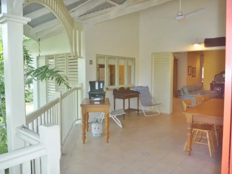 Main view of Homely apartment listing, 3/6 Pembroke Street, Parramatta Park QLD 4870