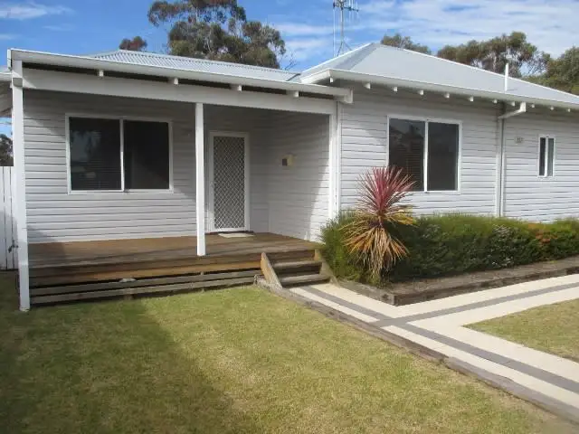 31 Barker Street, Katanning WA 6317