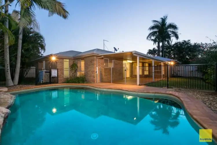 24 Cliftonville Place, Redland Bay QLD 4165