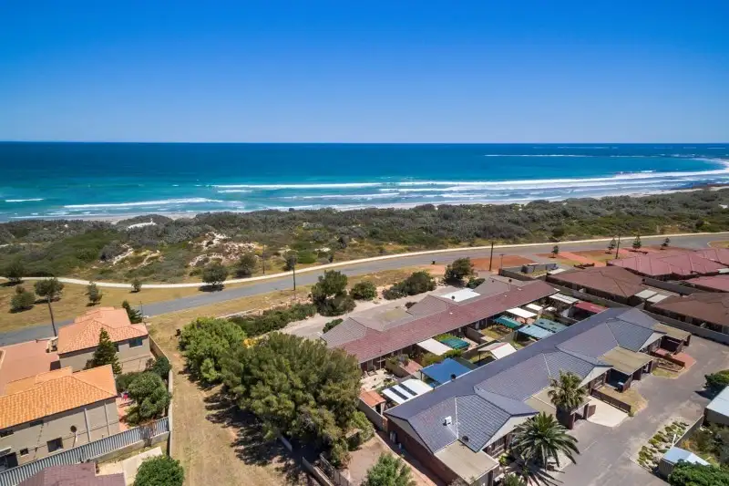 Main view of Homely unit listing, 2/7 Hadda Way, Mahomets Flats WA 6530