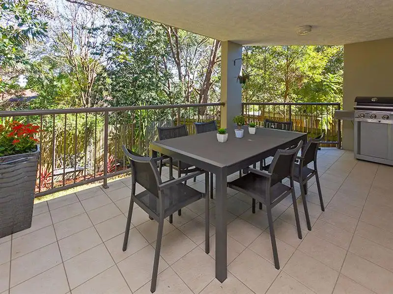 Main view of Homely unit listing, 2/23 Crest Street, Mount Gravatt East QLD 4122