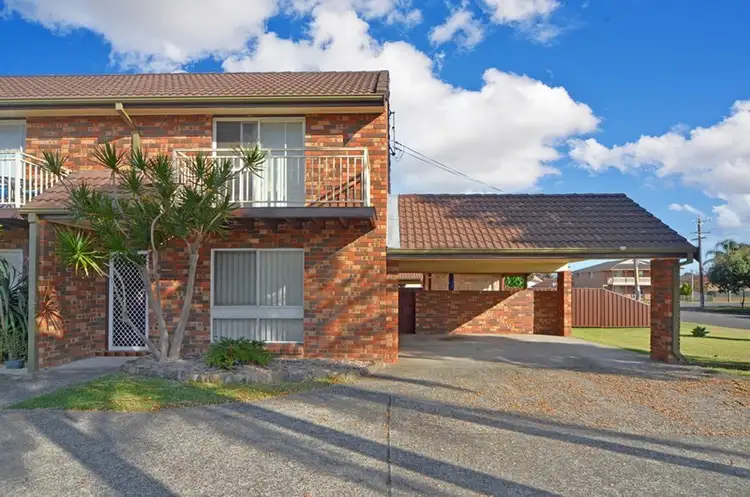 1/54 Peterborough Avenue, Lake Illawarra NSW 2528