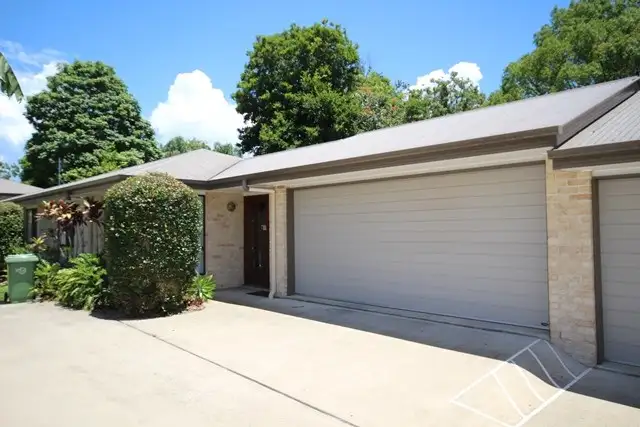 2/61 Beerwah Parade, Beerwah QLD 4519