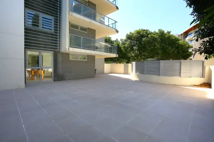 Main view of Homely unit listing, 1/154 Musgrave Avenue, Southport QLD 4215