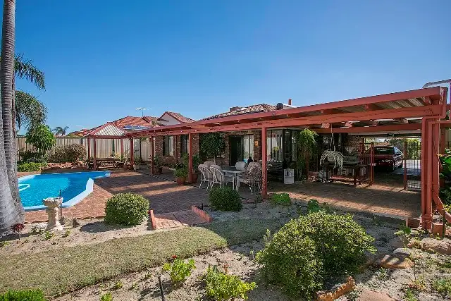 325 Summerlakes Parade, Ballajura WA 6066