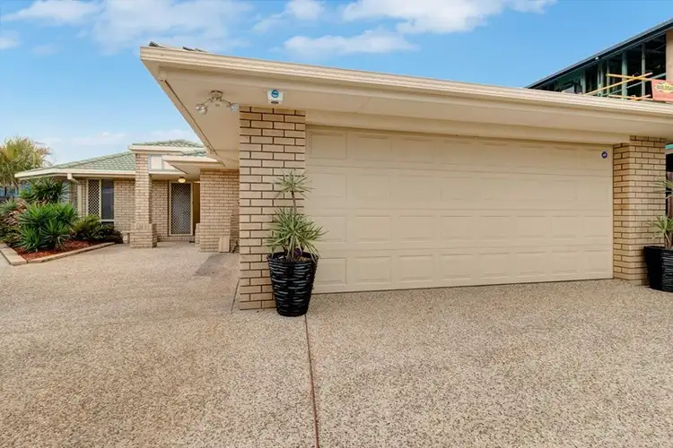15 Standford Place, Regents Park QLD 4118