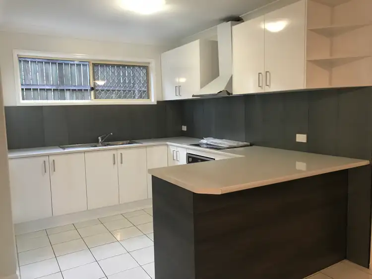 23 Timaru Crescent, Eight Mile Plains QLD 4113