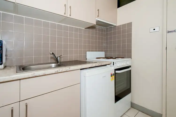 Third view of Homely studio listing, 21/68 Roslyn Gardens, Elizabeth Bay NSW 2011