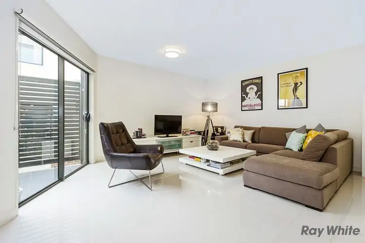 202/1136 Whitehorse Road, Box Hill VIC 3128