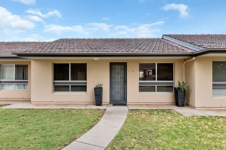 5/2 Bach Crescent, Seaton SA 5023