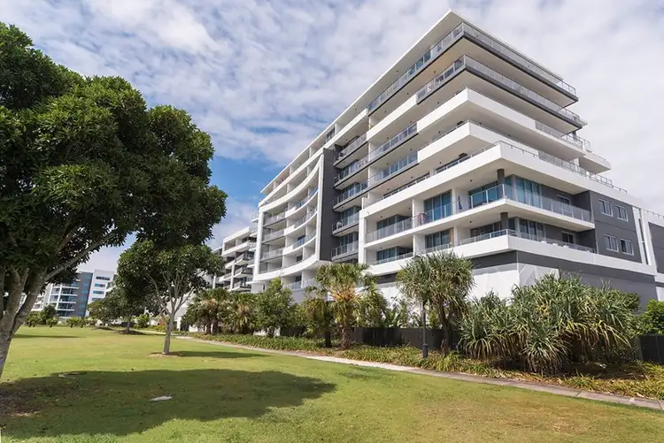 506/15 Compass Drive, Biggera Waters QLD 4216