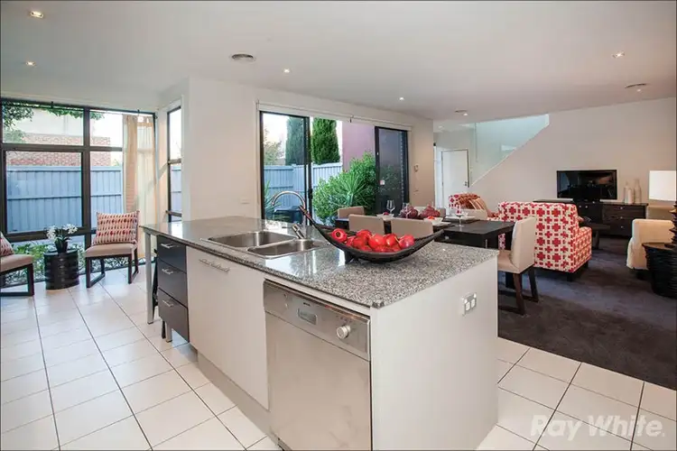 Fourth view of Homely house listing, 3 Kinkora Court, Mulgrave VIC 3170