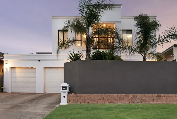411 Military Road, Henley Beach SA 5022
