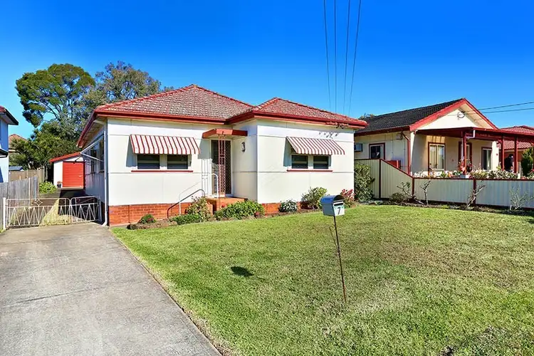 7 Lang Street, Smithfield NSW 2164