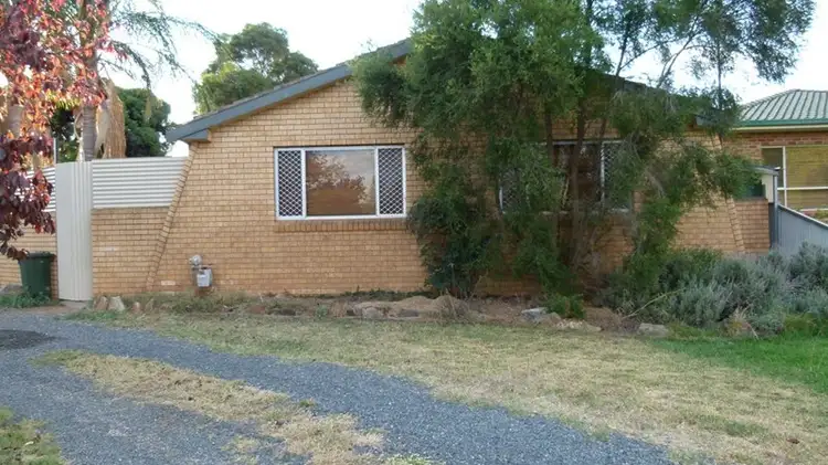 16 Chelsea Crescent, Forbes NSW 2871