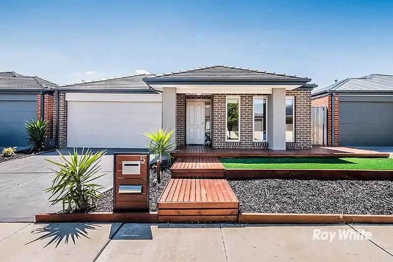 Main view of Homely house listing, 5 Queensberry Street, Cranbourne West VIC 3977