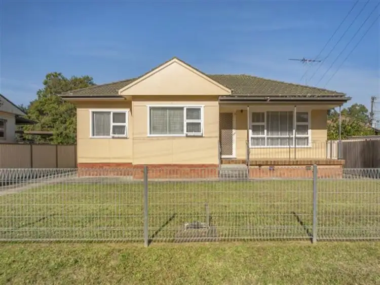 3 Vincent Crescent, Canley Vale NSW 2166
