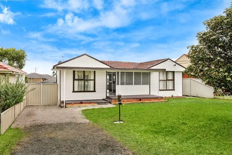 9 Garment Street, Fairfield West NSW 2165