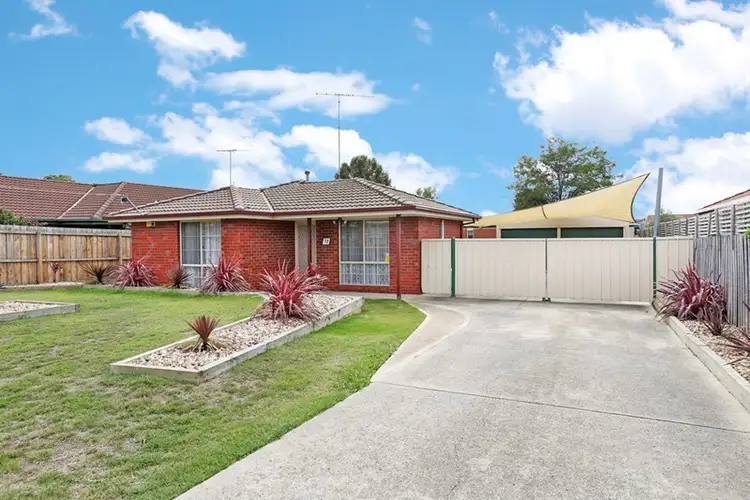 17 Jenolan Avenue, Grovedale VIC 3216