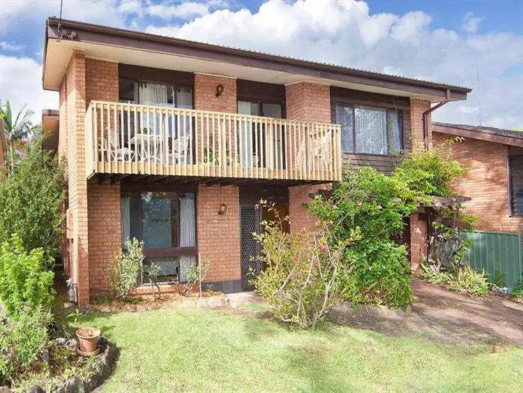 32 Curzon Avenue, Bateau Bay NSW 2261
