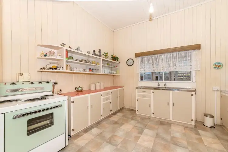 Main view of Homely house listing, 152 Francis Street, West End QLD 4810