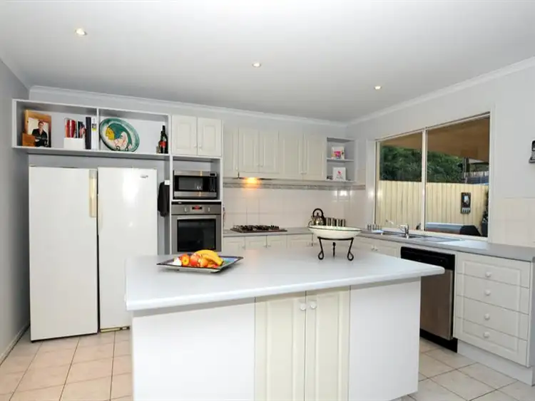 Fifth view of Homely house listing, 4 Stephanie Court, Patterson Lakes VIC 3197