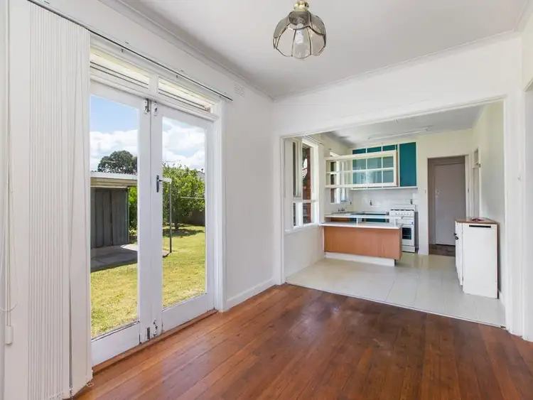 Fourth view of Homely house listing, 7 Walsh Avenue, Moorabbin VIC 3189