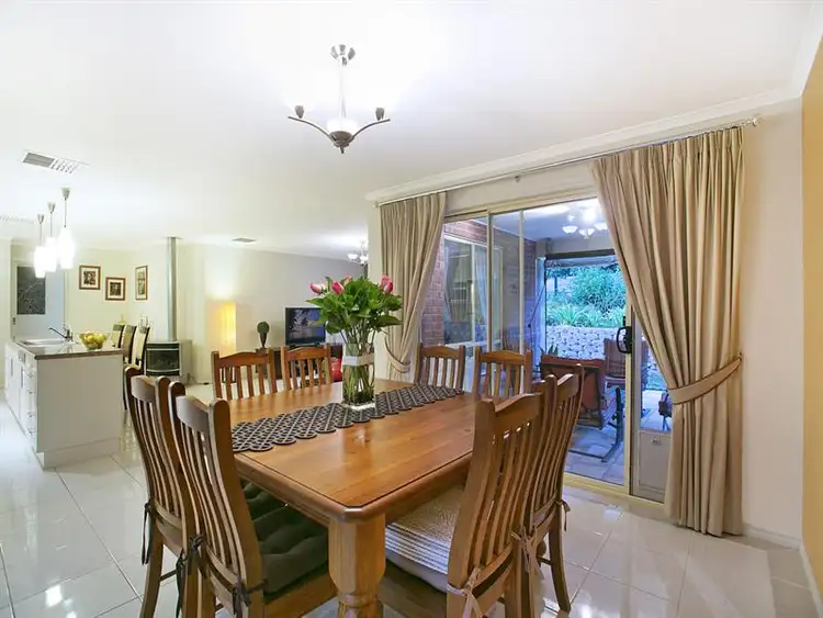 Seventh view of Homely house listing, 2 Guesthouse Court, Walkley Heights SA 5098