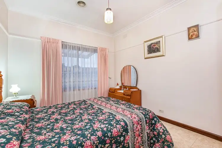 Fifth view of Homely house listing, 1 Merrilands Road, Reservoir VIC 3073