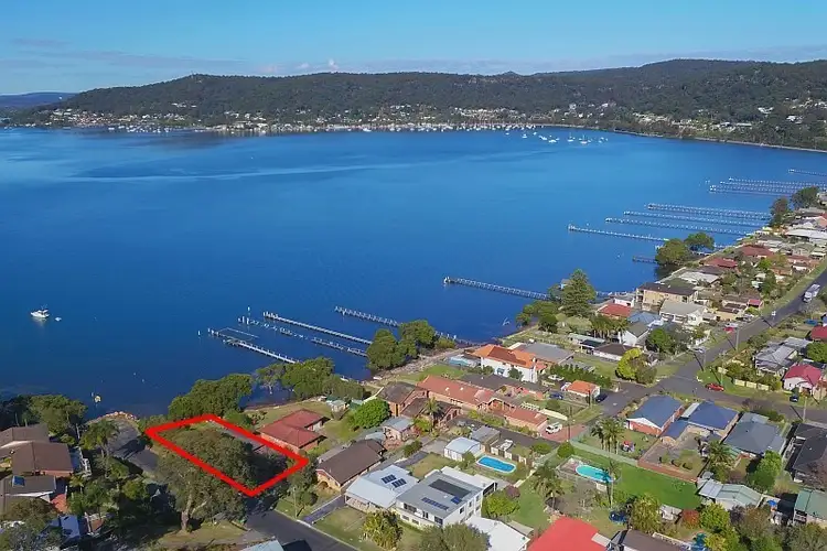 Sixth view of Homely house listing, 21 Noonan Point Avenue, Point Clare NSW 2250