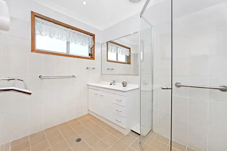 Seventh view of Homely house listing, 90 Kerry Crescent, Berkeley Vale NSW 2261