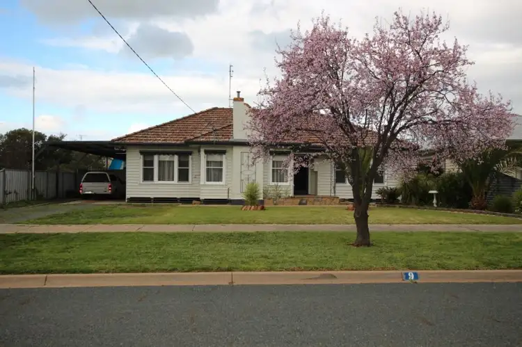9 Hopetoun Street, Rochester VIC 3561