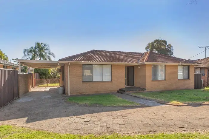 Main view of Homely house listing, 25 Holly Avenue, Chipping Norton NSW 2170