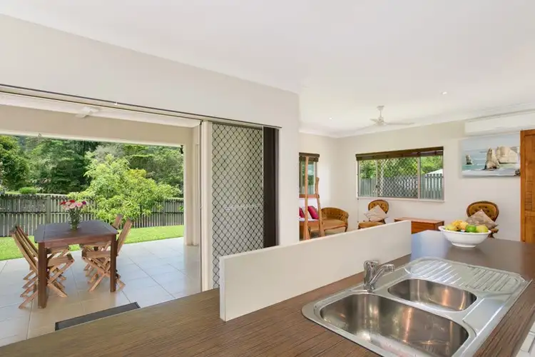 6 Anniebuka Close, Bentley Park QLD 4869