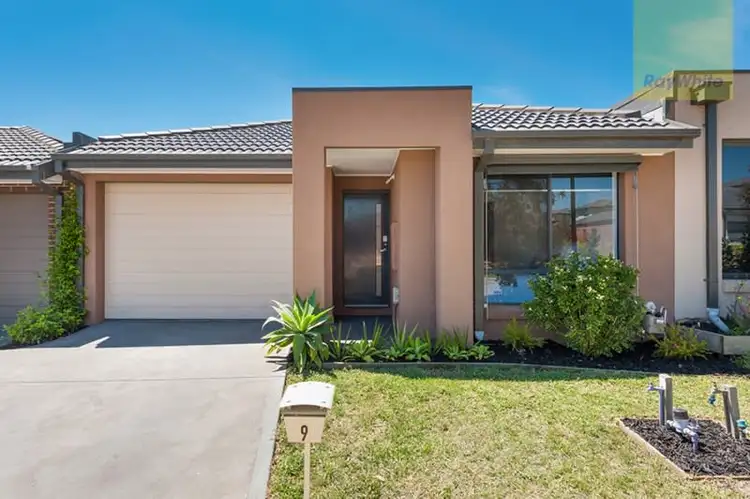 9 Saint Road, Craigieburn VIC 3064