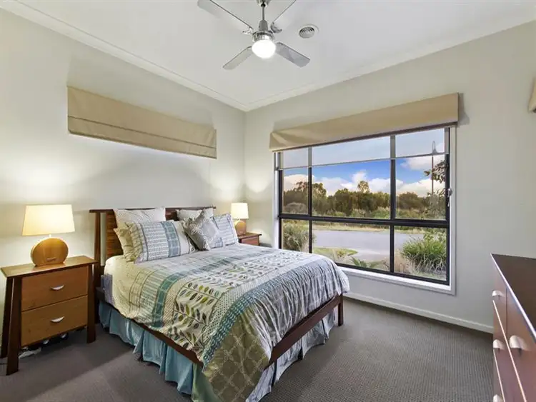 Seventh view of Homely house listing, 3 Observation Court, Waterways VIC 3195