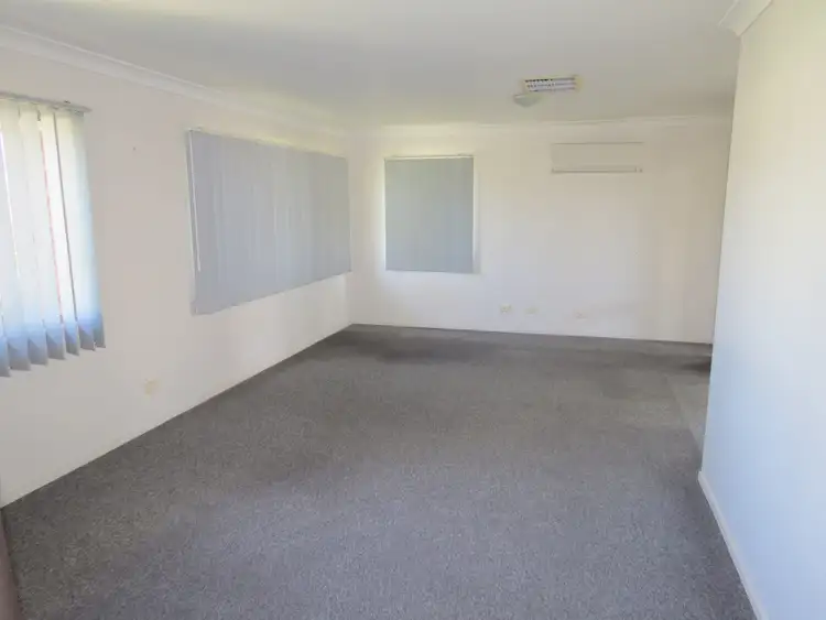 Sixth view of Homely house listing, 3 Chalmers Crescent, Emerald QLD 4720