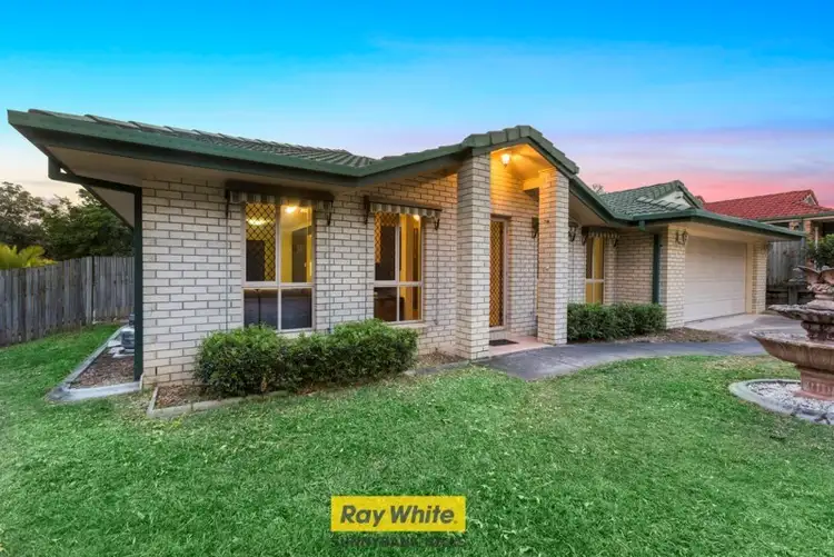 110 Lancaster Circuit, Stretton QLD 4116