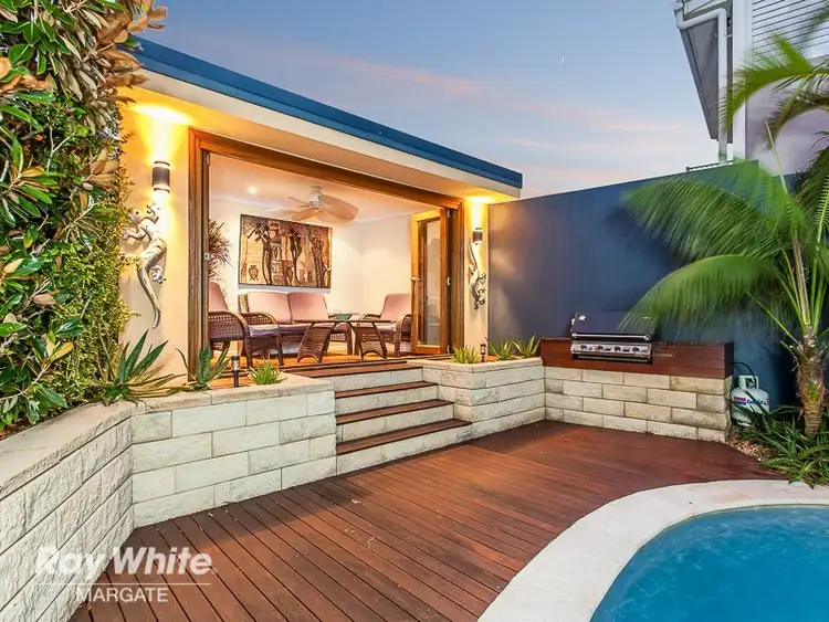 Fourth view of Homely house listing, 25 Flinders Parade, Scarborough QLD 4020