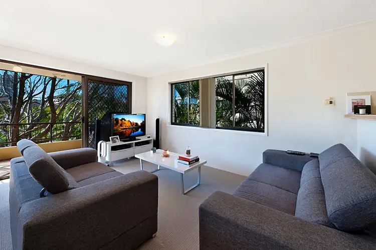 Fifth view of Homely apartment listing, 4/92 Stanhill Drive, Chevron Island QLD 4217