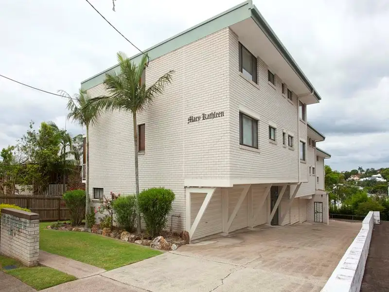 Main view of Homely unit listing, 2/61 Kirkland Avenue, Coorparoo QLD 4151