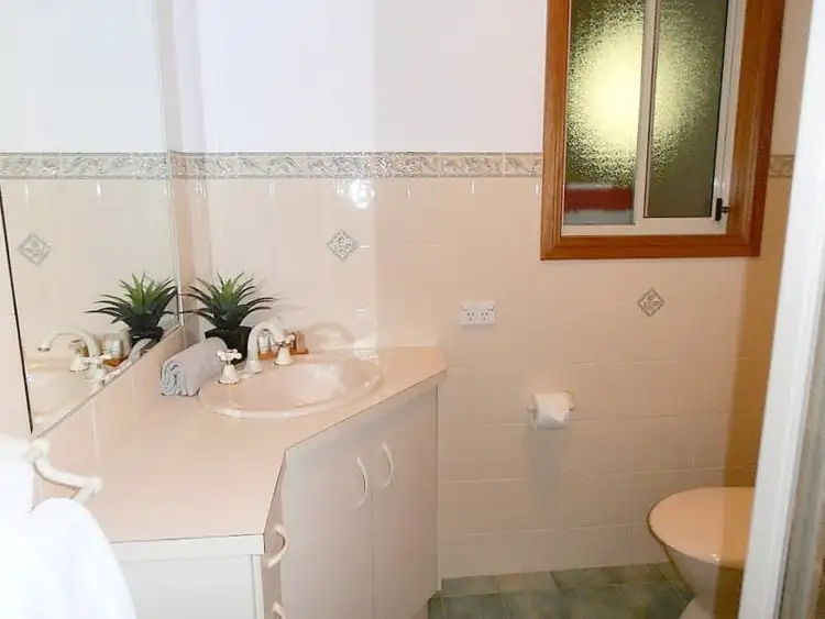 Sixth view of Homely house listing, 17 Queen Elizabeth Drive, Barmera SA 5345