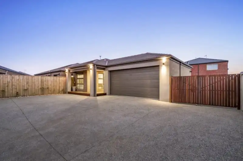 Main view of Homely house listing, 19 Swiss Way, Manor Lakes VIC 3024