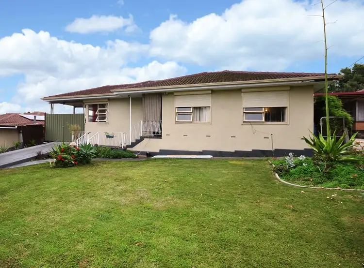 9 Roberts Road, Hackham West SA 5163