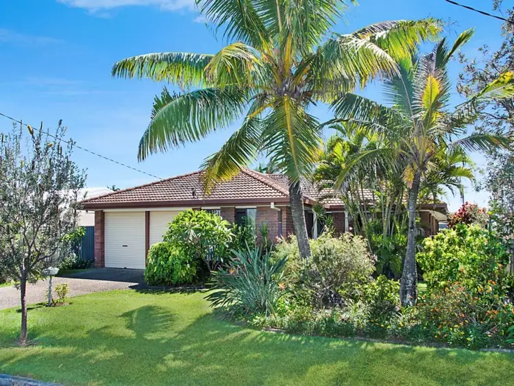 Second view of Homely house listing, 5 Coonawa Street, Buddina QLD 4575